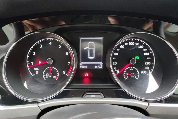 Used Volkswagen Touran 2016 Volkswagen Touran L 280TSI DSG Comfort Edition Instrument Cluster