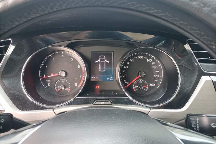 Used Volkswagen Touran 2016 Volkswagen Touran L 280TSI DSG Comfort Edition Instrument Cluster