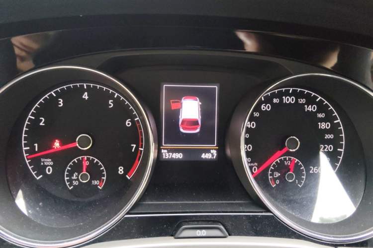 Used Volkswagen Touran 2016 Volkswagen Touran L 280TSI DSG Luxury Edition Instrument Cluster