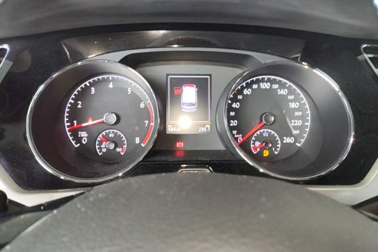 Used Volkswagen Touran 2016 Volkswagen Touran L 330TSI DSG Luxury Edition Instrument Cluster