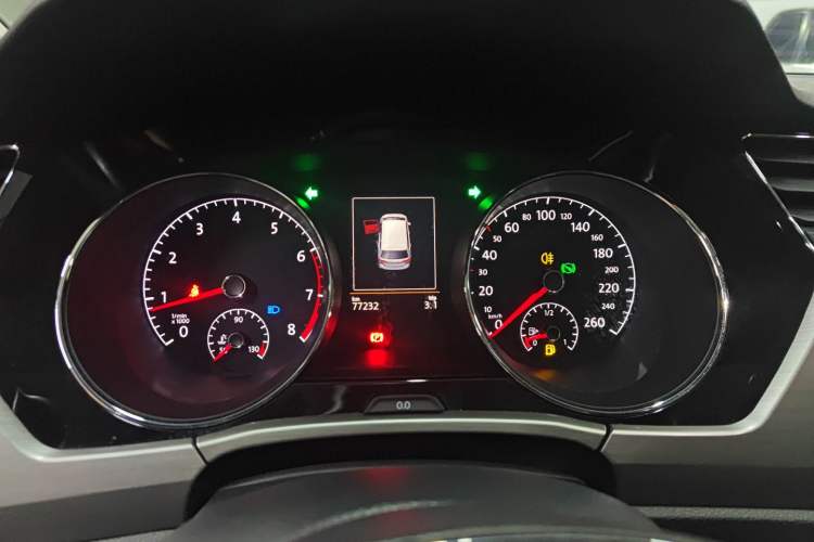 Used Volkswagen Touran 2016 Volkswagen Touran L 280TSI DSG Luxury Edition Instrument Cluster