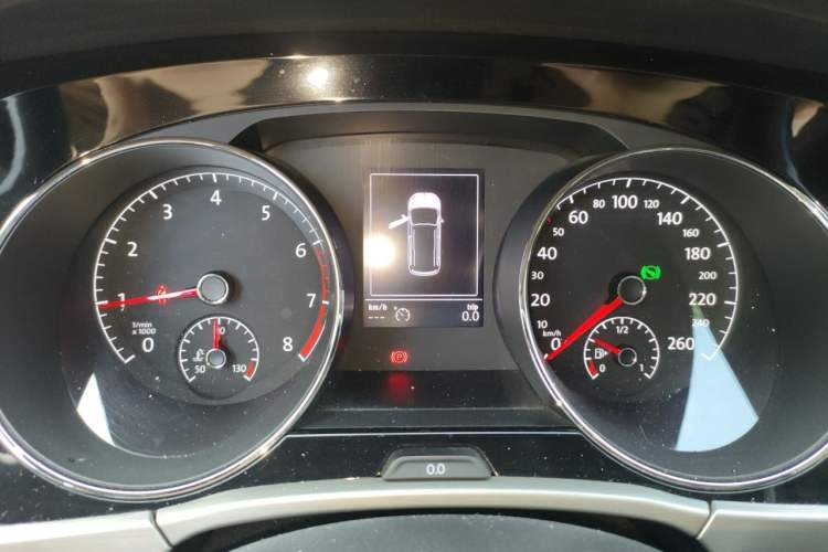 Used Volkswagen Touran 2016 Volkswagen Touran L 280TSI DSG Comfort Edition Instrument Cluster