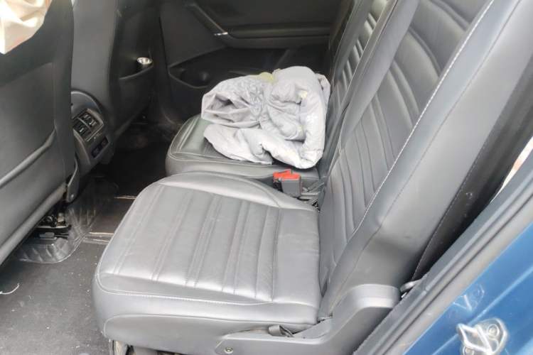 Used Volkswagen Touran 2016 Volkswagen Touran L 280TSI DSG Comfort Edition Left Rear Seat