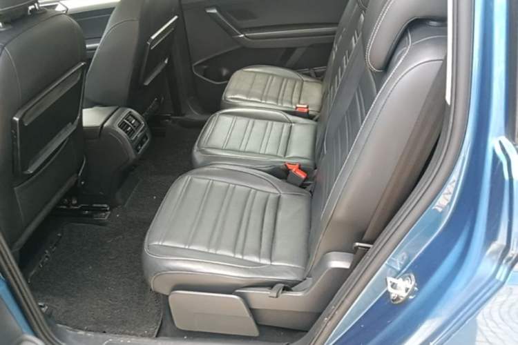 Used Volkswagen Touran 2016 Volkswagen Touran L 280TSI DSG Comfort Edition Left Rear Seat