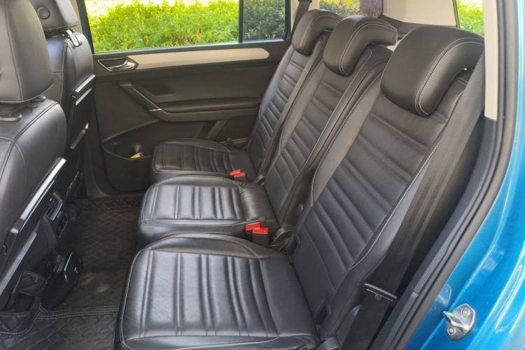 Used Volkswagen Touran 2016 Volkswagen Touran L 280TSI DSG Comfort Edition Left Rear Seat
