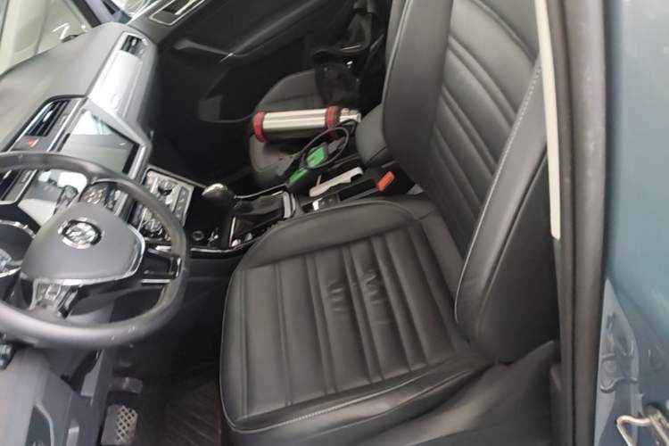 Used Volkswagen Touran 2016 Volkswagen Touran L 330TSI DSG Luxury Edition Left Rear Seat