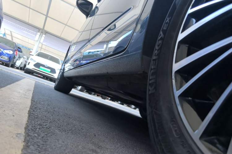Used Volkswagen Touran 2016 Volkswagen Touran L 280TSI DSG Comfort Edition Left Side Sill