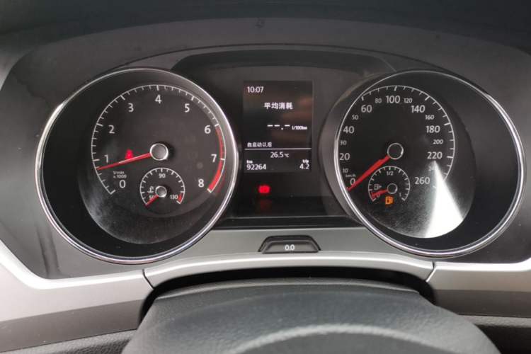 Used Volkswagen Touran 2016 Volkswagen Touran L 280TSI Manual Trend Edition Odometer Close Up