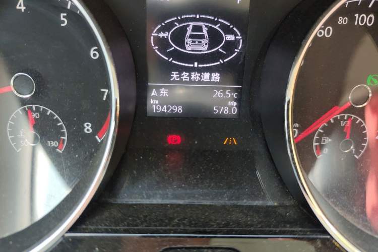 Used Volkswagen Touran 2016 Volkswagen Touran L 280TSI DSG Comfort Edition Odometer Close Up