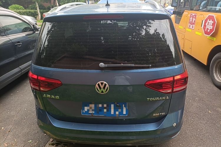 Used Volkswagen Touran 2016 Volkswagen Touran L 280TSI DSG Comfort Edition Rear