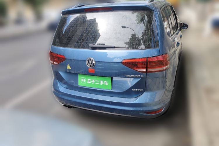 Used Volkswagen Touran 2016 Volkswagen Touran L 280TSI DSG Comfort Edition Rear