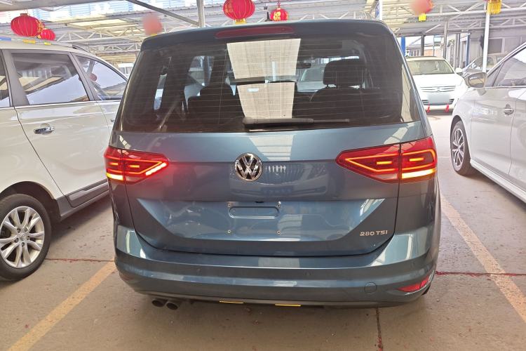 Used Volkswagen Touran 2016 Volkswagen Touran L 280TSI DSG Comfort Edition Rear