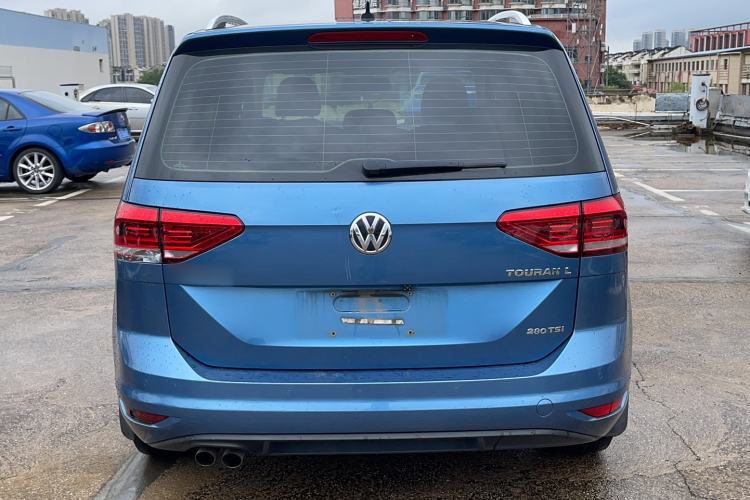 Used Volkswagen Touran 2016 Volkswagen Touran L 280TSI DSG Comfort Edition Rear
