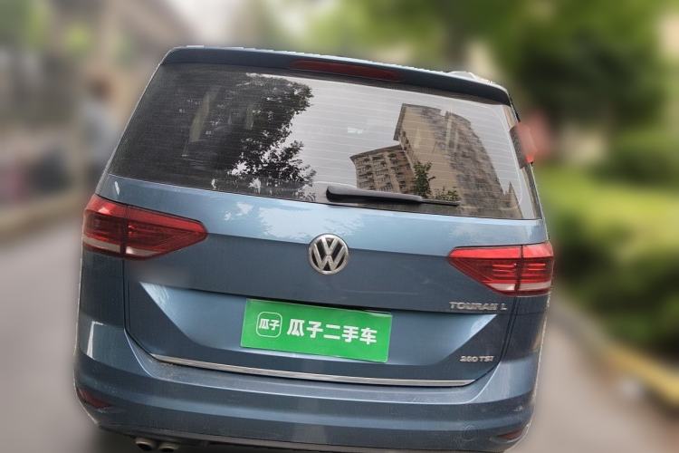 Used Volkswagen Touran 2016 Volkswagen Touran L 280TSI DSG Luxury Edition Rear