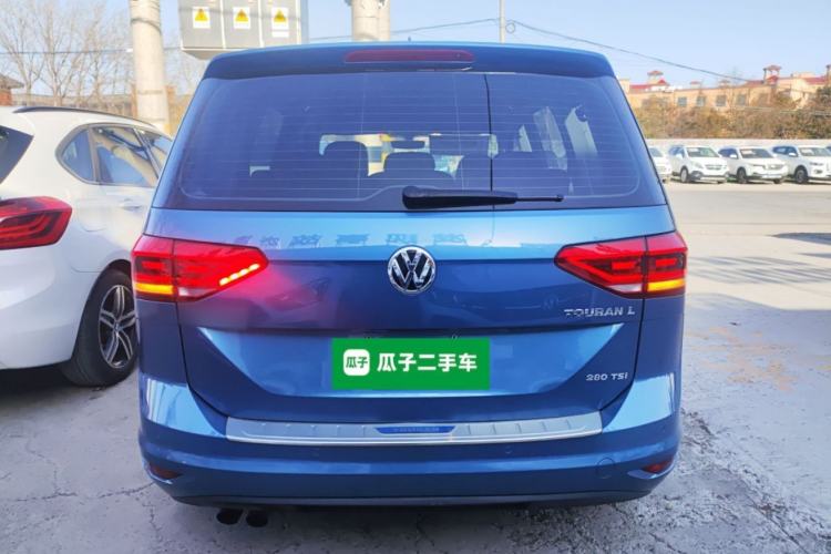 Used Volkswagen Touran 2016 Volkswagen Touran L 280TSI DSG Comfort Edition Rear