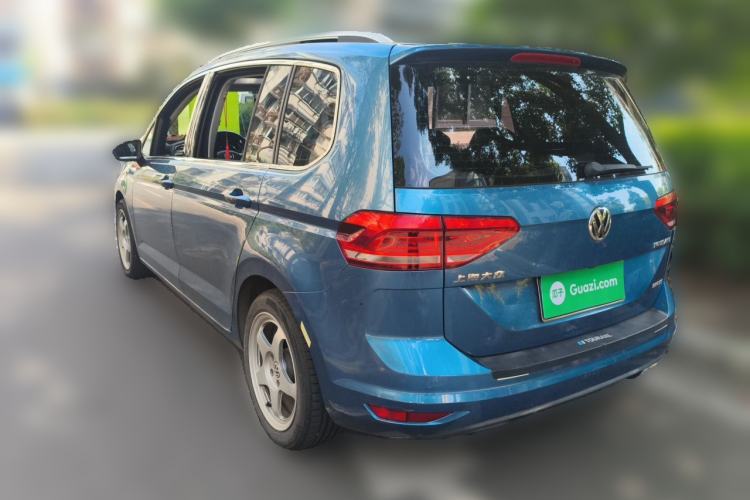 Used Volkswagen Touran 2016 Volkswagen Touran L 280TSI DSG Comfort Edition Rear Left 45 Deg