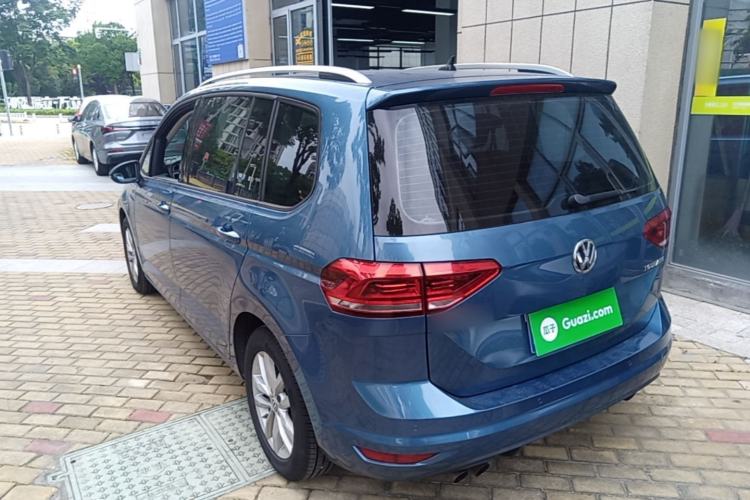 Used Volkswagen Touran 2016 Volkswagen Touran L 280TSI DSG Comfort Edition Rear Left 45 Deg
