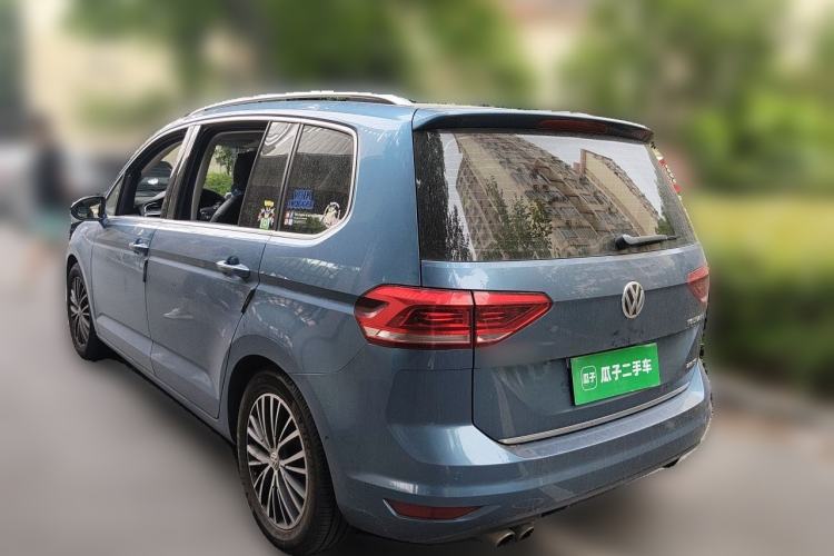 Used Volkswagen Touran 2016 Volkswagen Touran L 280TSI DSG Luxury Edition Rear Left 45 Deg