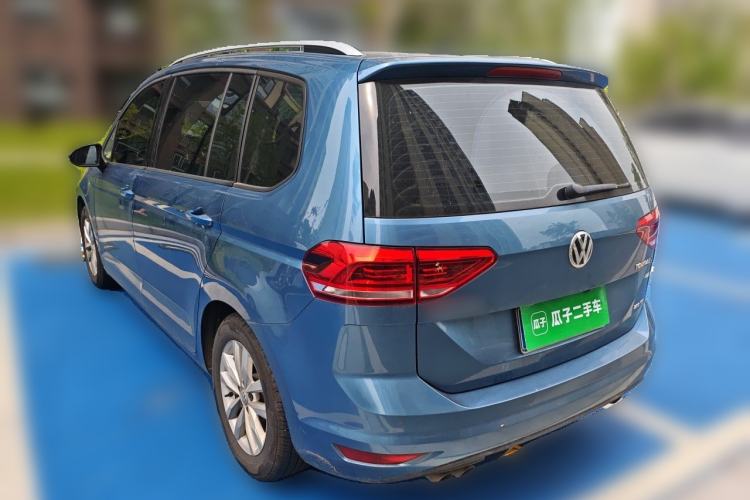 Used Volkswagen Touran 2016 Volkswagen Touran L 280TSI DSG Comfort Edition Rear Left 45 Deg