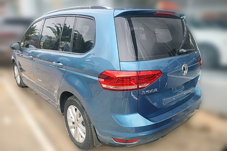 Used Volkswagen Touran 2016 Volkswagen Touran L 280TSI DSG Comfort Edition Rear Left 45 Deg