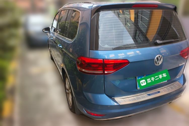 Used Volkswagen Touran 2016 Volkswagen Touran L 280TSI DSG Comfort Edition Rear Left 45 Deg