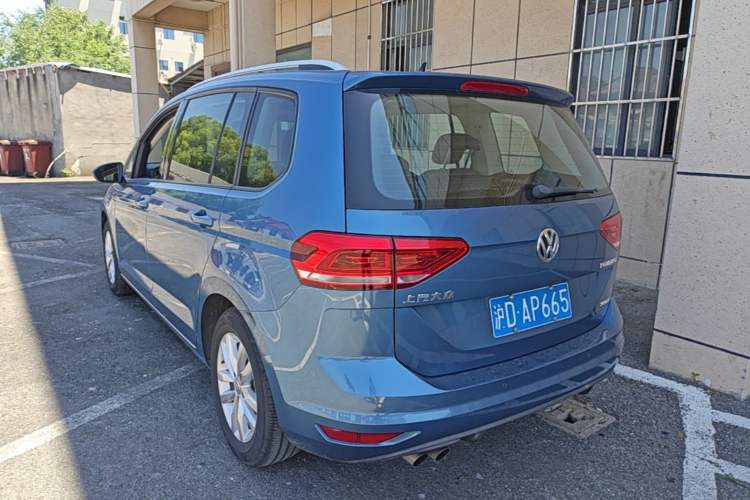 Used Volkswagen Touran 2016 Volkswagen Touran L 280TSI DSG Comfort Edition Rear Left 45 Deg