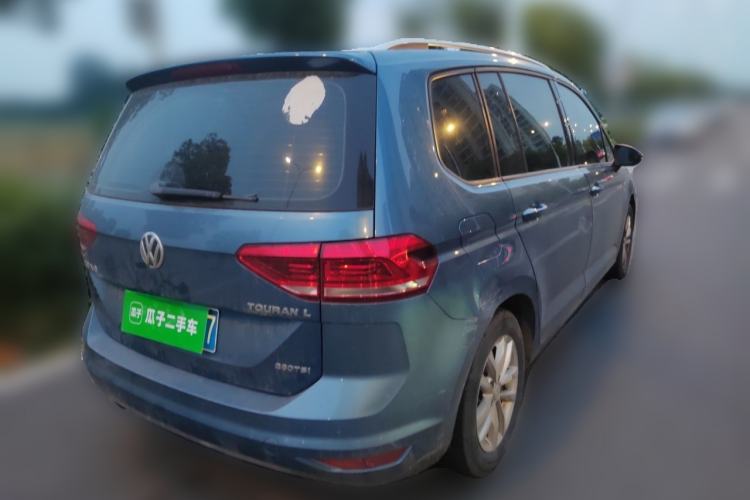 Used Volkswagen Touran 2016 Volkswagen Touran L 280TSI DSG Comfort Edition Rear Right 45 Deg