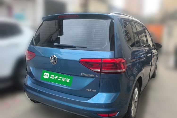 Used Volkswagen Touran 2016 Volkswagen Touran L 280TSI DSG Comfort Edition Rear Right 45 Deg