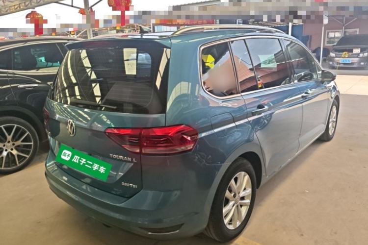 Used Volkswagen Touran 2016 Volkswagen Touran L 280TSI DSG Comfort Edition Rear Right 45 Deg
