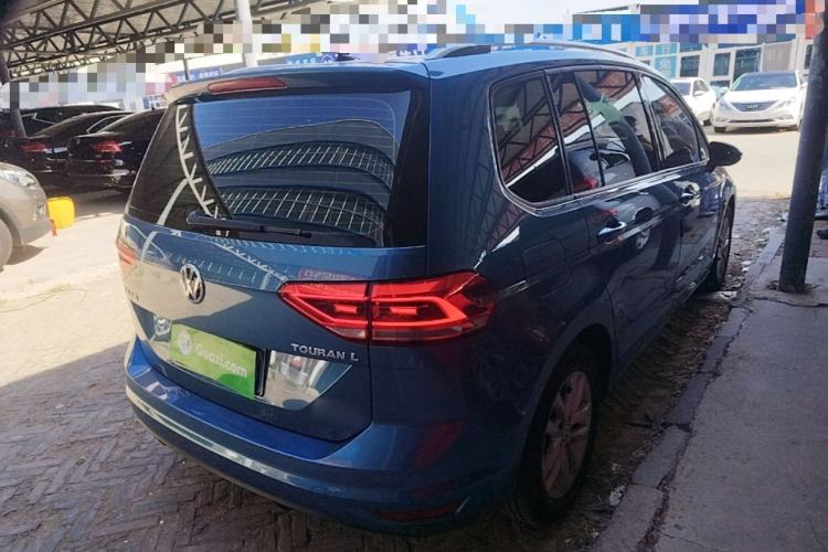 Used Volkswagen Touran 2016 Volkswagen Touran L 280TSI DSG Comfort Edition Rear Right 45 Deg