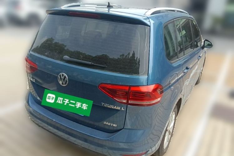 Used Volkswagen Touran 2016 Volkswagen Touran L 280TSI DSG Comfort Edition Rear Right 45 Deg