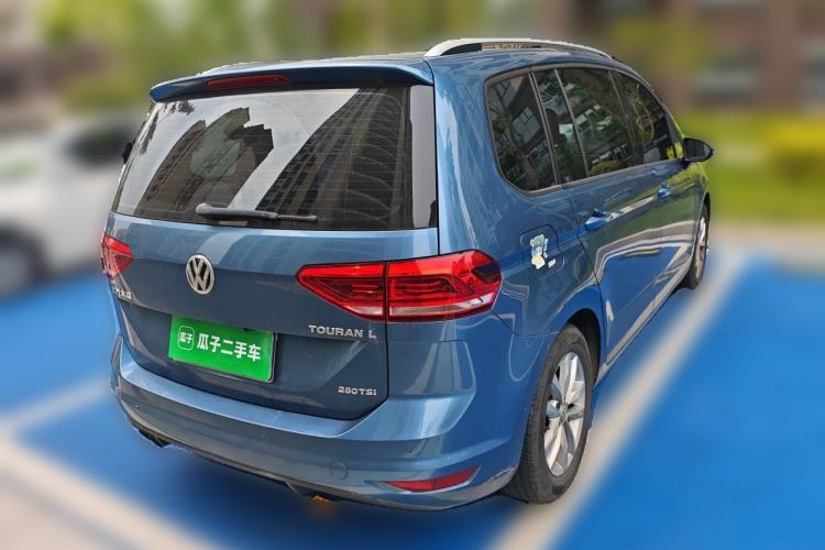 Used Volkswagen Touran 2016 Volkswagen Touran L 280TSI DSG Comfort Edition Rear Right 45 Deg