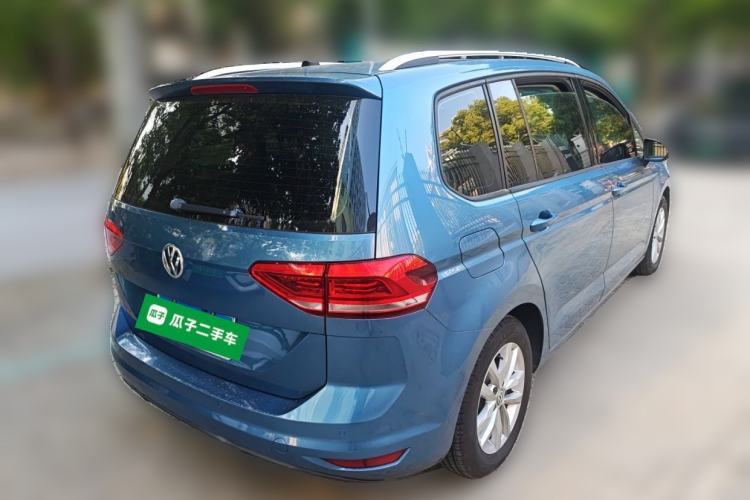 Used Volkswagen Touran 2016 Volkswagen Touran L 280TSI DSG Comfort Edition Rear Right 45 Deg