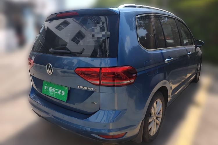 Used Volkswagen Touran 2016 Volkswagen Touran L 280TSI DSG Comfort Edition Rear Right 45 Deg