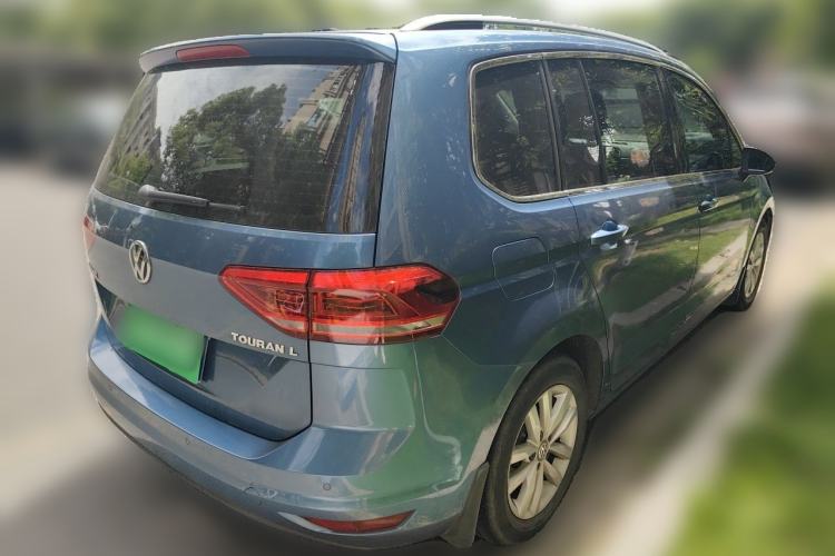 Used Volkswagen Touran 2016 Volkswagen Touran L 280TSI DSG Comfort Edition Rear Right 45 Deg