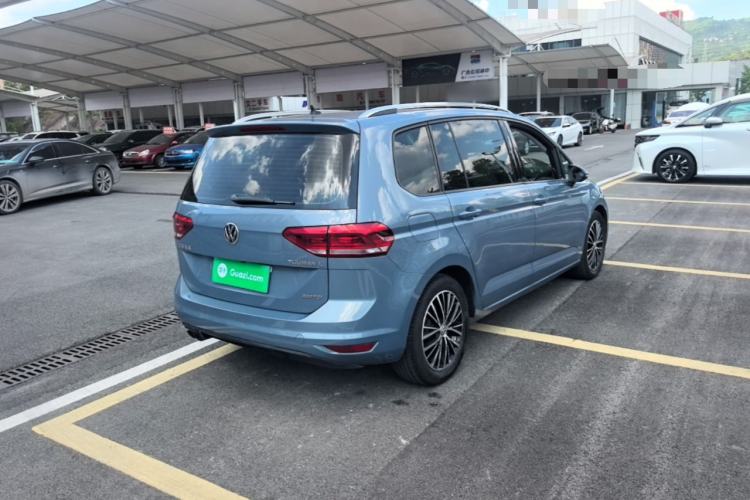 Used Volkswagen Touran 2016 Volkswagen Touran L 280TSI DSG Comfort Edition Rear Right 45 Deg