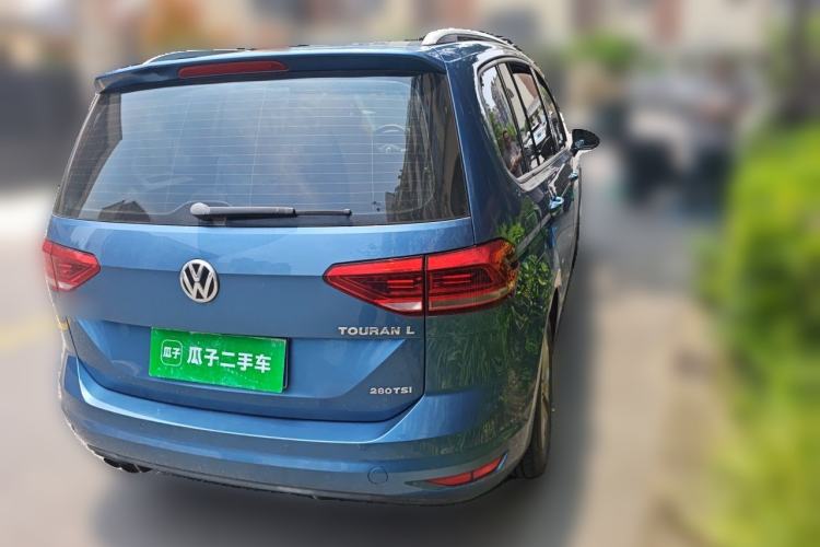 Used Volkswagen Touran 2016 Volkswagen Touran L 280TSI DSG Comfort Edition Rear Right 45 Deg