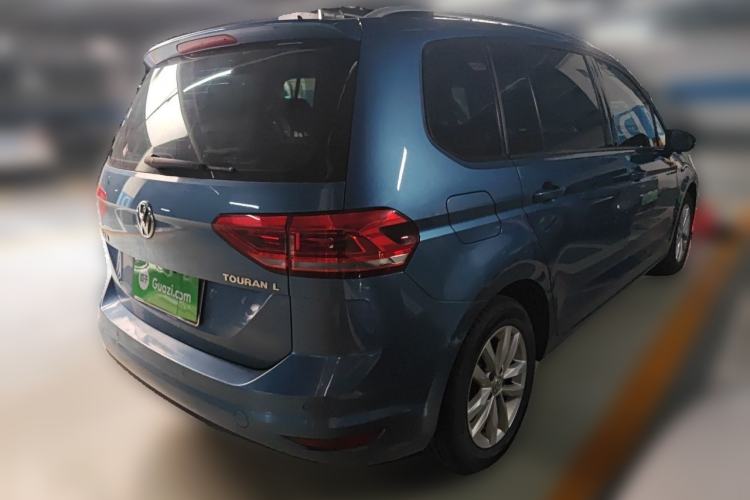 Used Volkswagen Touran 2016 Volkswagen Touran L 280TSI DSG Comfort Edition Rear Right 45 Deg