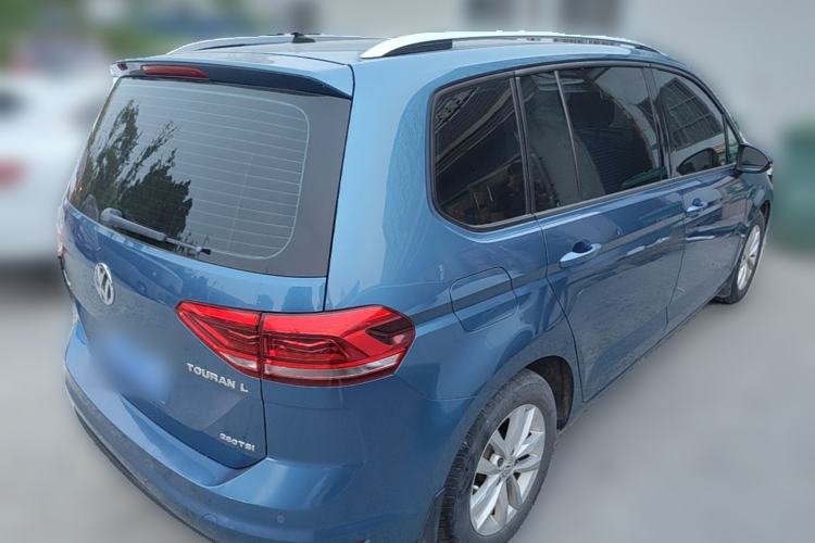 Used Volkswagen Touran 2016 Volkswagen Touran L 280TSI DSG Comfort Edition Rear Right 45 Deg