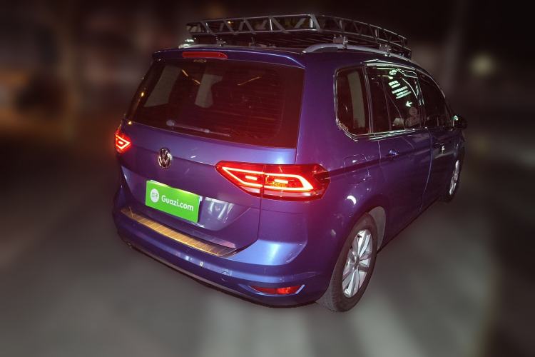 Used Volkswagen Touran 2016 Volkswagen Touran L 280TSI DSG Comfort Edition Rear Right 45 Deg