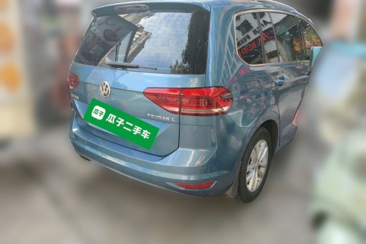 Used Volkswagen Touran 2016 Volkswagen Touran L 280TSI DSG Comfort Edition Rear Right 45 Deg