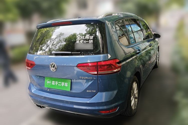 Used Volkswagen Touran 2016 Volkswagen Touran L 280TSI DSG Comfort Edition Rear Right 45 Deg