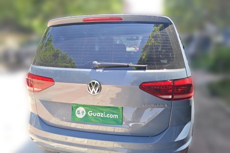 Used Volkswagen Touran 2016 Volkswagen Touran L 280TSI Manual Comfort Edition Rear