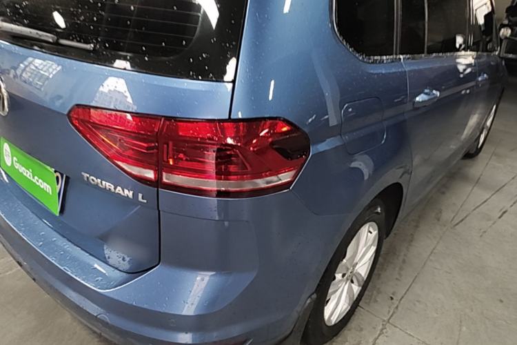 Used Volkswagen Touran 2016 Volkswagen Touran L 280TSI DSG Comfort Edition Right Rear Taillight