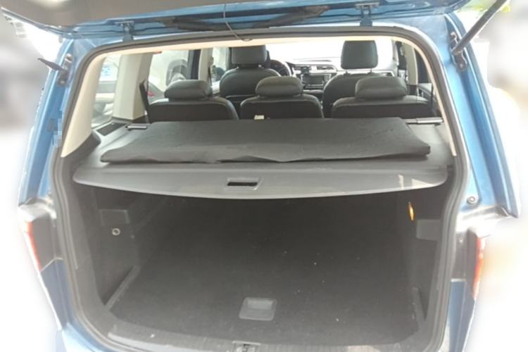 Used Volkswagen Touran 2016 Volkswagen Touran L 280TSI DSG Comfort Edition Trunk
