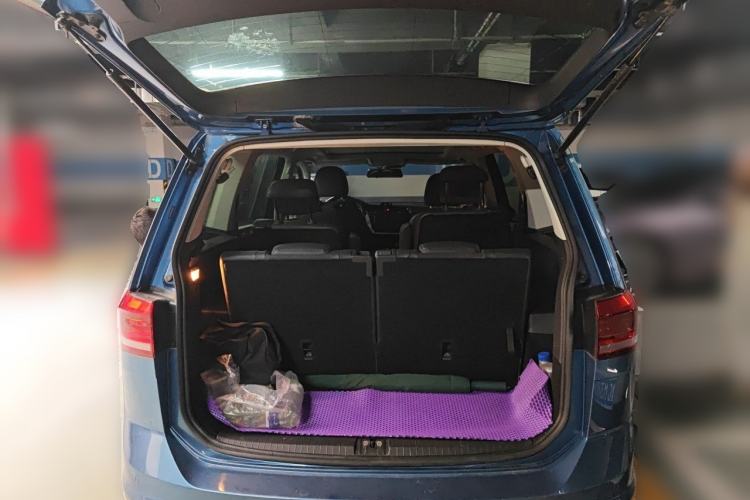 Used Volkswagen Touran 2016 Volkswagen Touran L 280TSI DSG Comfort Edition Trunk