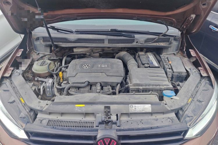 Used Volkswagen Touran 2016 Volkswagen Touran L 330TSI DSG Luxury Edition Engine Bay