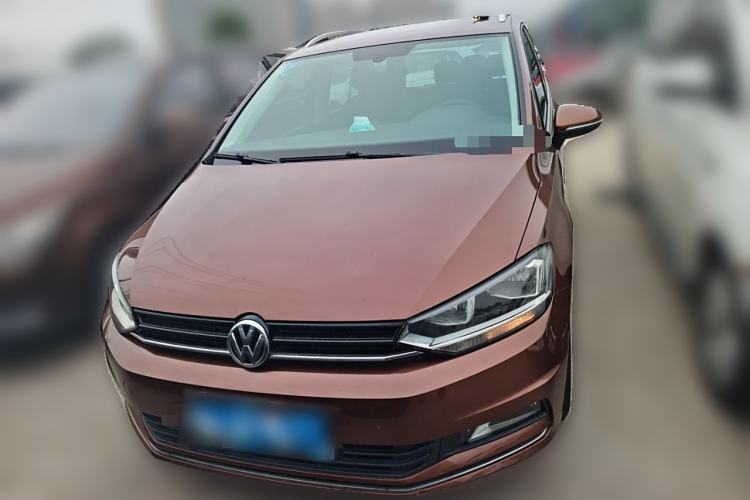 Used Volkswagen Touran 2016 Volkswagen Touran L 280TSI Manual Comfort Edition Front