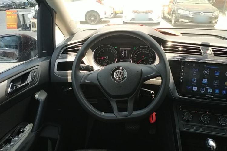 Used Volkswagen Touran 2016 Touran L 280TSI DSG Style Edition Steering Wheel