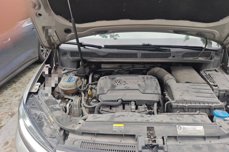 Used Volkswagen Touran 2016 Volkswagen Touran L 330TSI DSG Luxury Edition Engine Bay Right
